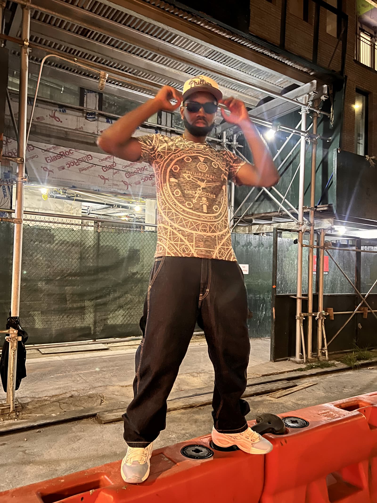 Bukoo Guap on set